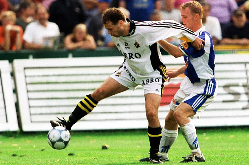 Lördag 4 augusti 2001, kl 16:00  Halmstads BK - AIK 2-2 (1-2)  Örjans Vall, Halmstad