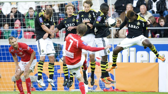 Onsdag 25 maj 2011, kl 19:00  Kalmar FF - AIK 1-0 (1-0)  Guldfågeln Arena, Kalmar