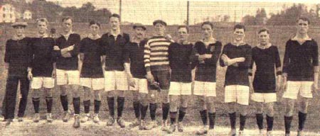 Söndag 8 oktober 1911  AIK - IFK Uppsala 3-2 (2-2)  Råsunda IP, Solna