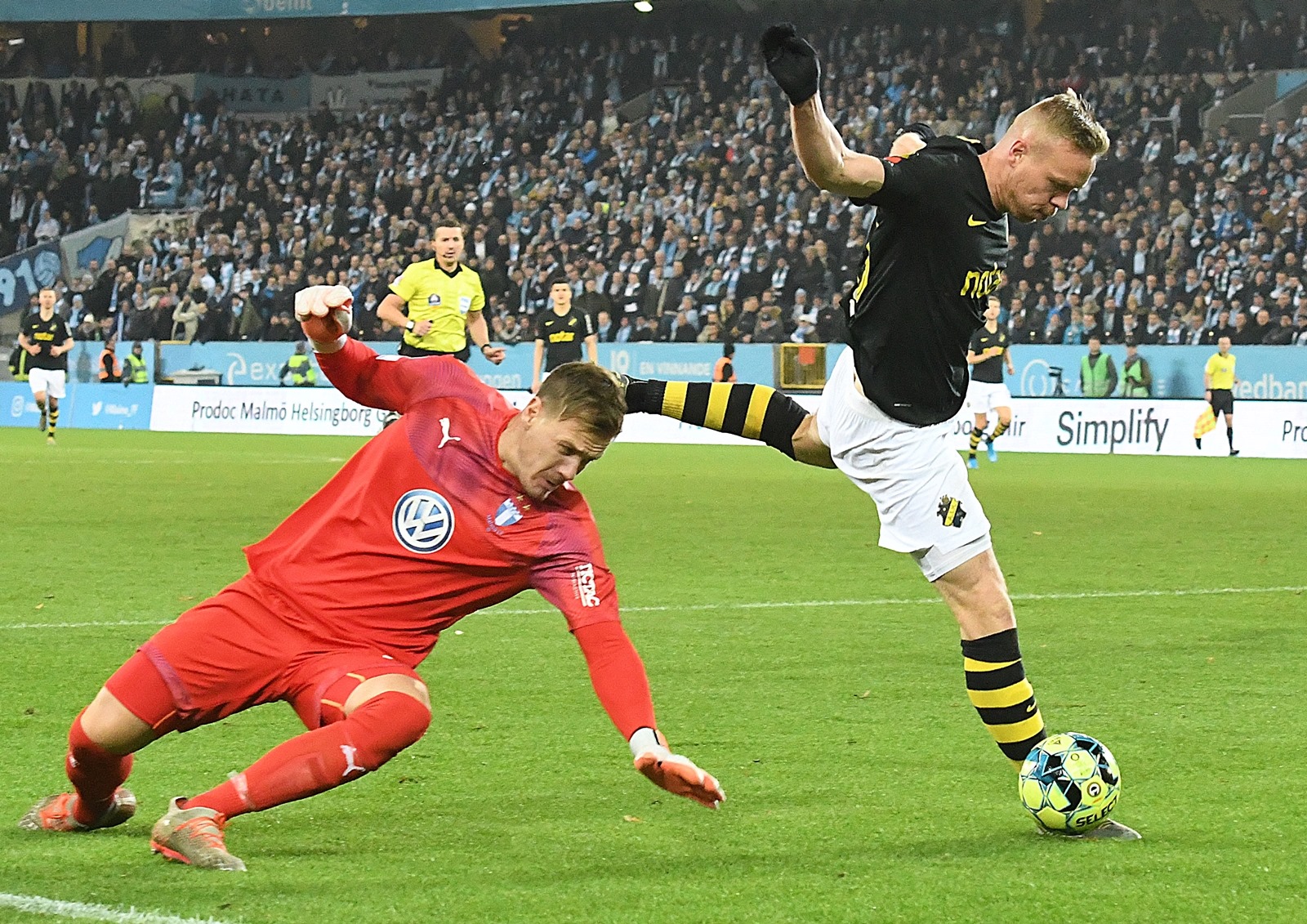 Måndag 28 oktober 2019, kl 19:00  Malmö FF - AIK 2-0 (0-0)  Swedbank Stadion, Malmö