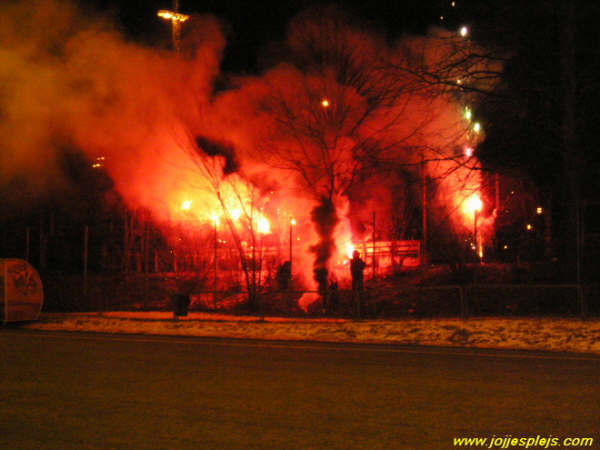 Måndag 7 februari 2005, kl 18:00  AIK - Enskede IK 1-2 (0-1, 1-1, 0-0)  Skytteholms IP, Solna
